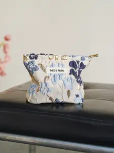 Floral Pattern Makeup Bag, Portable Cosmetic Storage Bag, Zipper Makeup Organizer Pouch, Handheld Cosmetic Pouch, Versatile Storage Bag for Travel, Office, Home