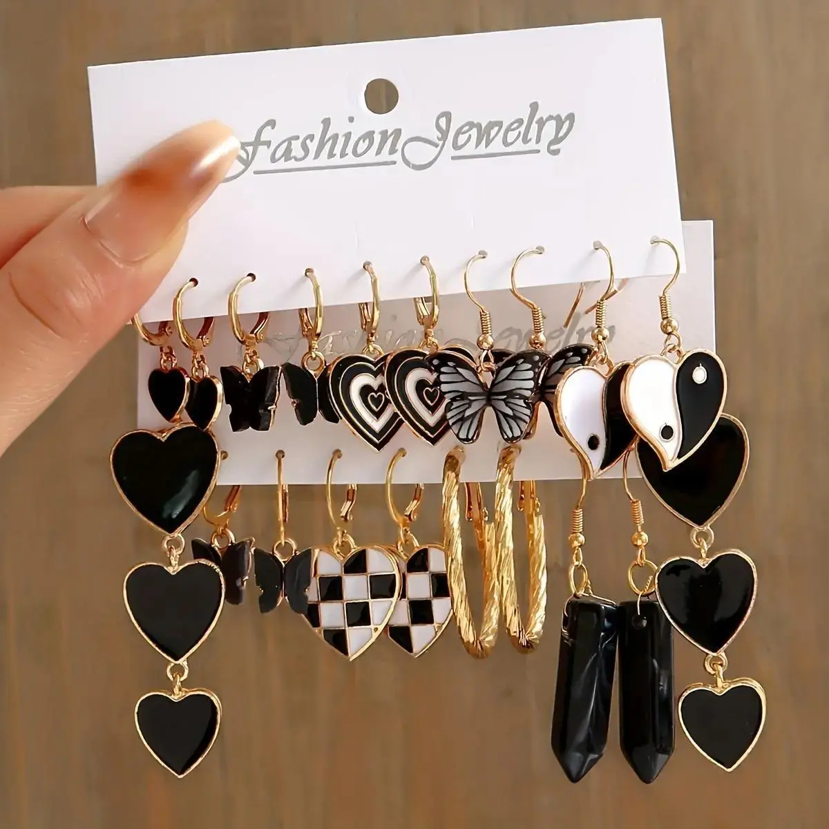 Women's 10-Pair Retro Earrings Set - Hoops, Heart & Checkered Charms, Fashionable Versatile Design for Daily Wear (Bag Accessories), Earrings Hoops, Fashionable Earrings
