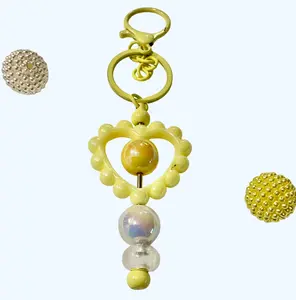 Lemon Love Keychain - Simple Design with Lemon Flavor - Ideal for Everyday Use