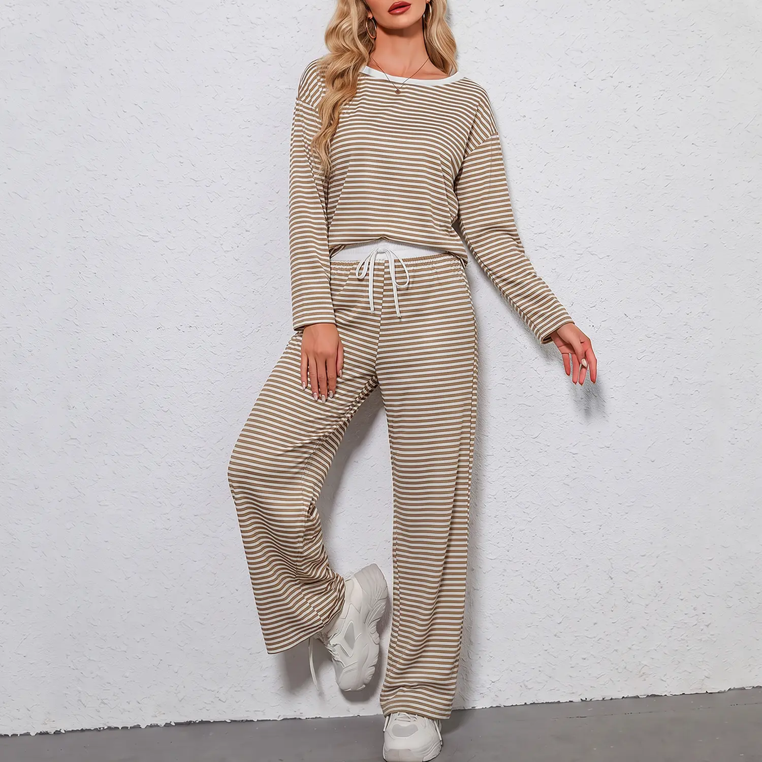 Chicovar Women's 2-Piece Striped Lounge Set - Long Sleeve Crew Neck Top, Wide Leg Pants with Drawstring Elastic Waist, Soft Matching Casual Outfit for Home, Travel, Daily Wear