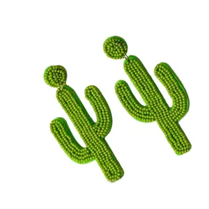 IXCHEL Aretes etnicos diseno de Cactus, hecho a mano.