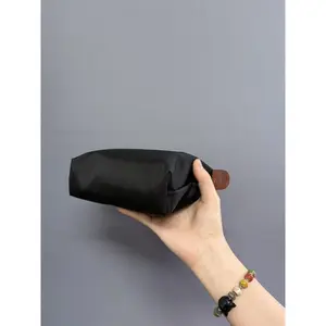 2026 Mini Nylon Crossbody Bag for Women – Adjustable Shoulder Bag with Zippered Coin Pocket, Card Slots & Key Clip| Lightweight Water-Resistant Purse for Campus, Travel, Daily Essentials & TikTok OOTDs