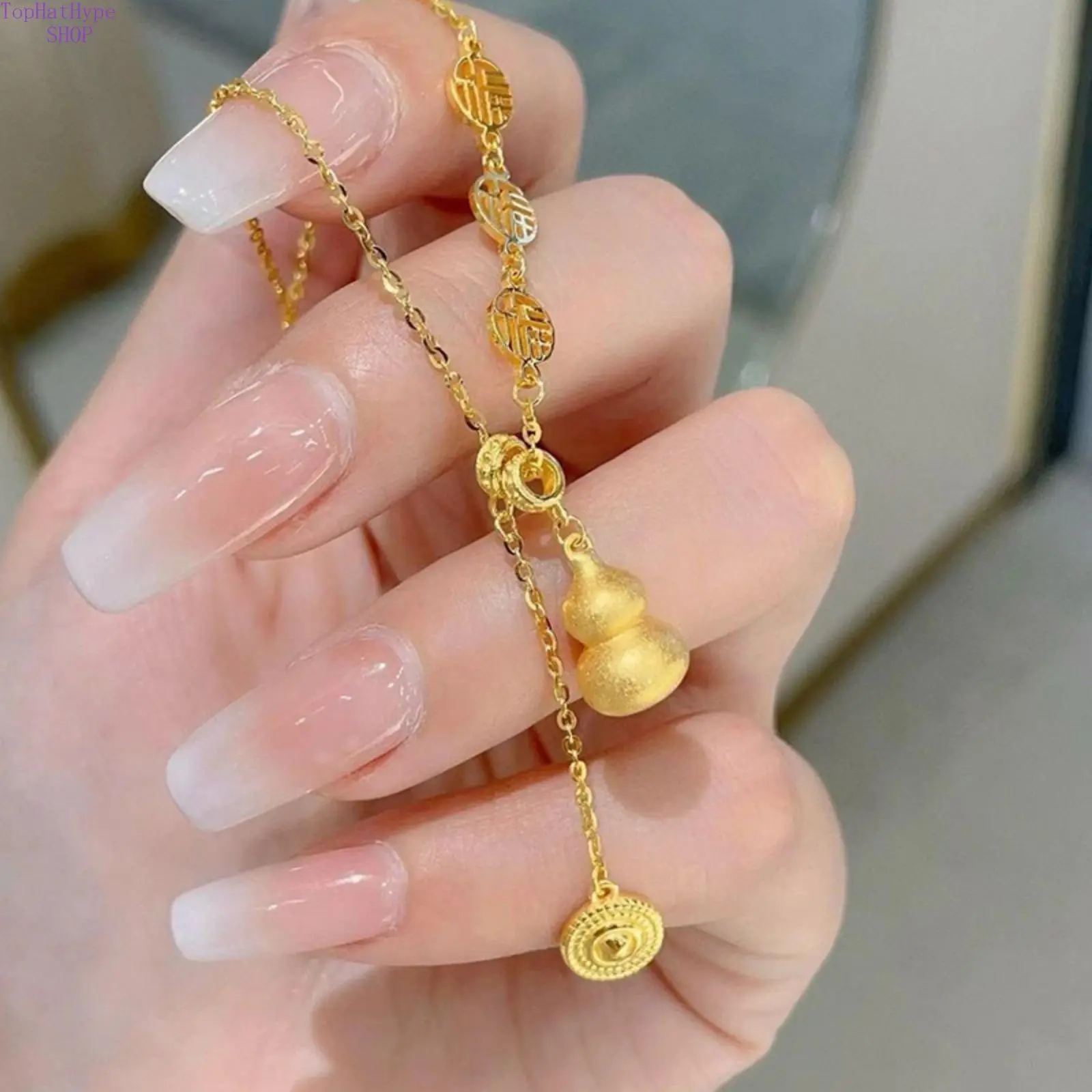 Women's Chinese-Style Gold Gourd Lucky Pendant Gold Necklace - Adjustable Choker Clavicle Chain with Tassel, Vintage Fu Charm, Luxury Minimalist Elegant Oriental Jewelry, Exquisite Jewelry Gift for Daily, Party Use