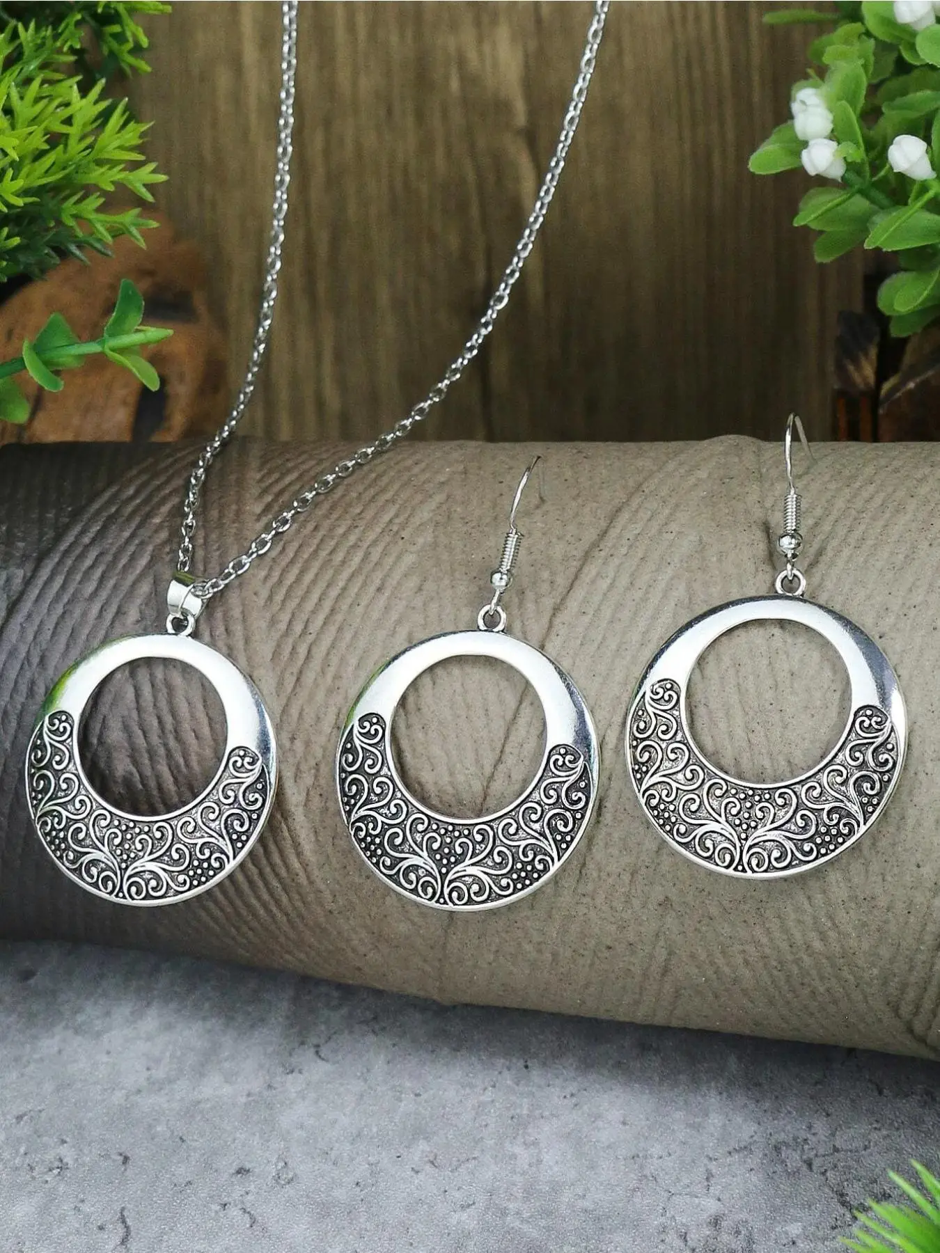 Boho Style Round Pendant Alloy Necklace & Dangle Earrings, 3pcs Ethnic Pattern Jewelry Set for Women for Party, Daily Clothing Decor, Trendy All-match