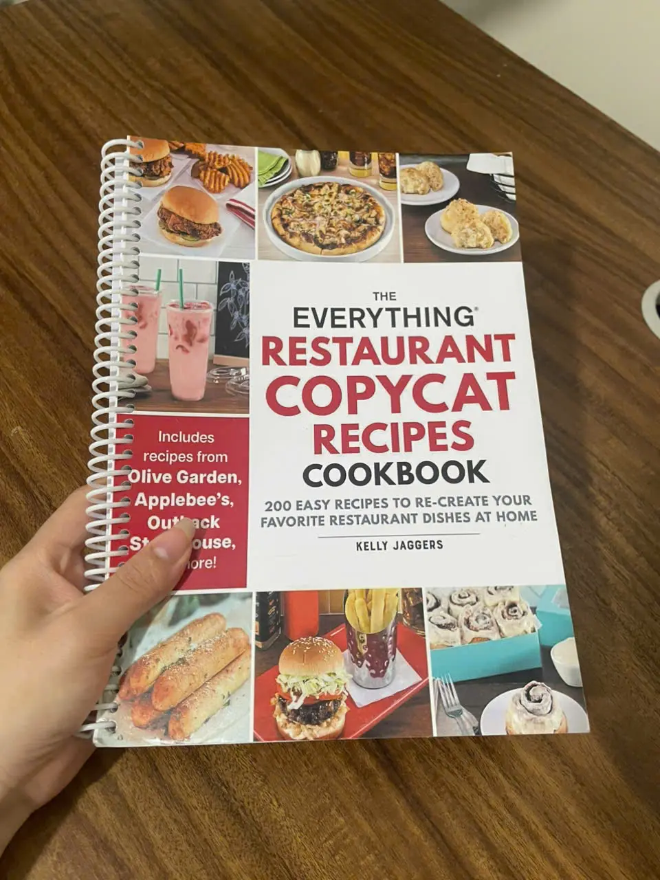 200 Restaurant Copycat Recipes Cookbook – Easy Homemade Versions of Popular Restaurant Favorites