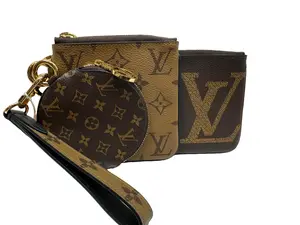 Pre-owned Louis Vuitton leather Small Leather Goods Reverse Monogram Giant Trio Pouch