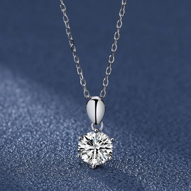 Classic Six Claws 1 Carat