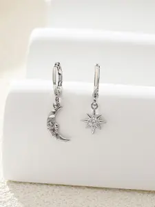 2pcs/set Women's Elegant Star & Moon Design Dangle Hoop Earrings, Fashionable Asymmetrical Design Jewelry for Women, Daily Use, Girl's Temperament All-match Accessory