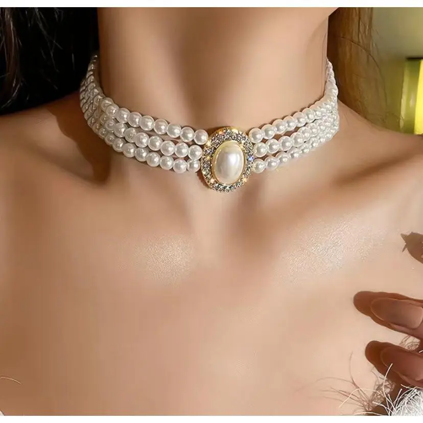 Elegant Vintage Choker Necklace