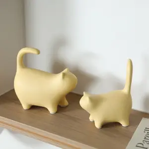 Luxury Cat Ceramic Figurine, Creative Cute Decor for Kids Room, Bar Cabinet, Living Room, TV Stand, Home Decoration