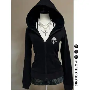 Women’s patterned hooded jacket with a slim cross print design, warm and comfortable outerwear for autumn and winter, fashionable casual wear GARMENTARY