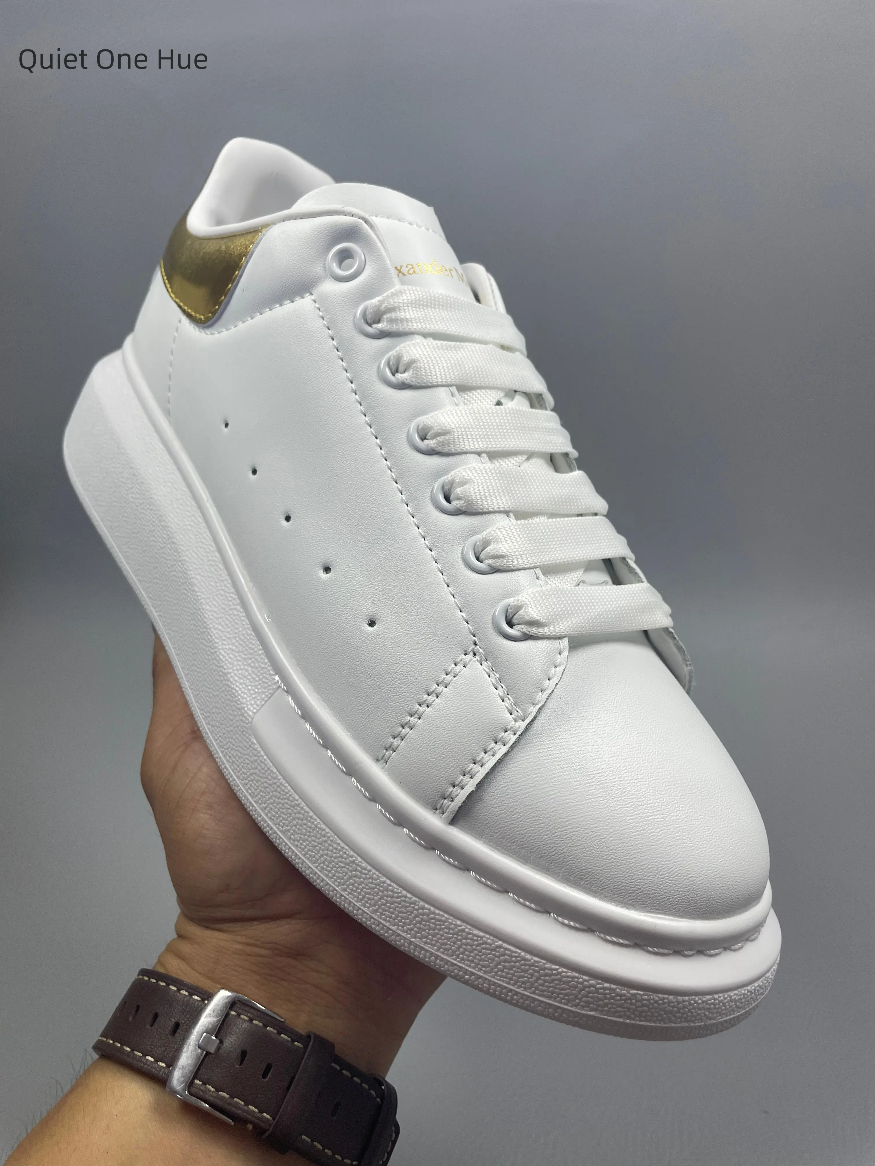 Solid White Smooth Leather Platform Sneakers With Glossy Metallic Gold Heel Trim, Unisex Height Boost Chunky Sole Casual Skate Walking Trainers For Daily Office Street Outfits