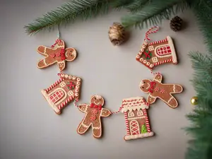 Gingerbread Family & House Garland