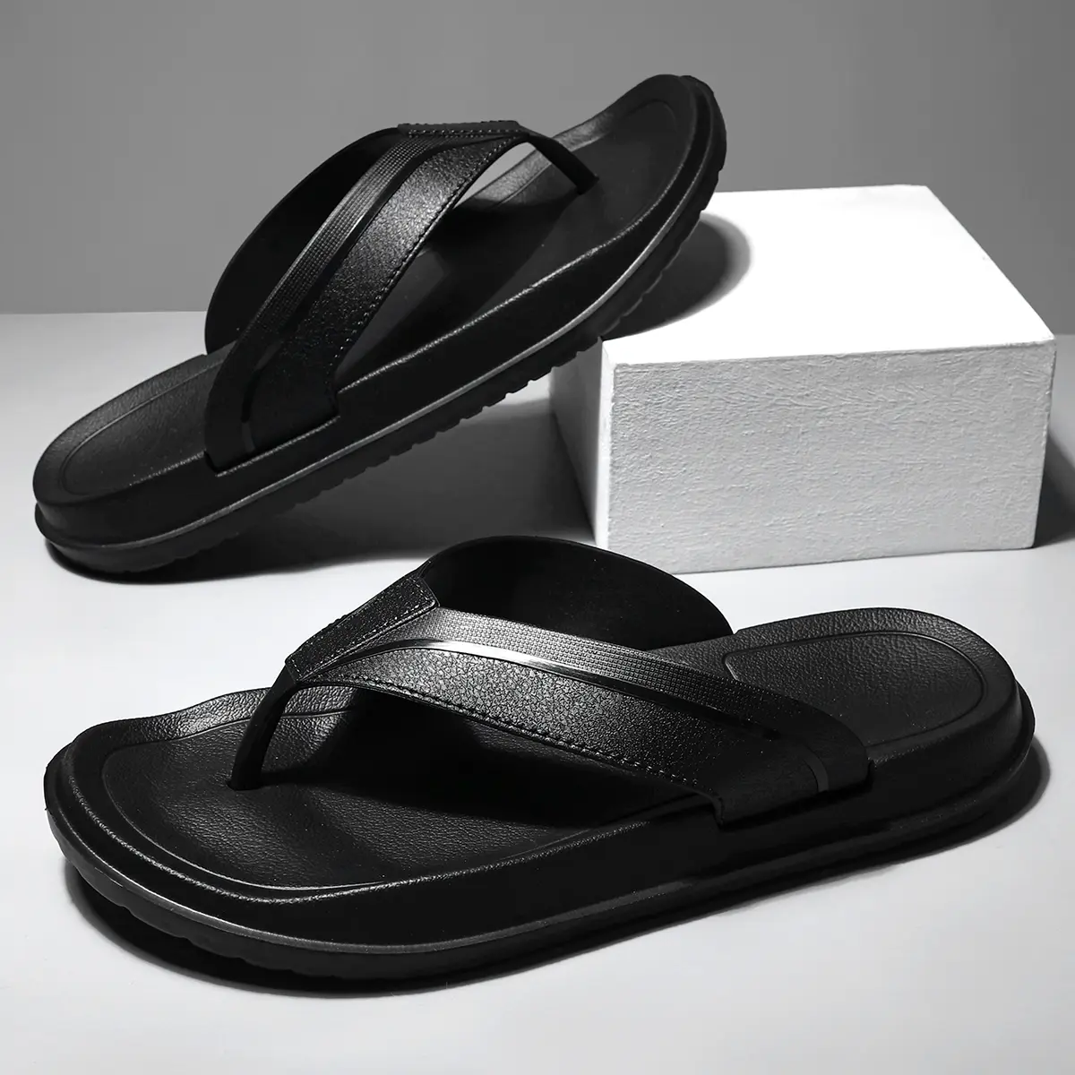 Men's EVA Flip Flops - Minimalist Soft Cushioned Lightweight Waterproof Non-Slip Walking Shoes, Casual Lifestyle Footwear for Beach, Pool, Lightweight Waterproof Sandals, Amphibious Men's Flip Flops, Anti-Slip Waterproof Men's Flip Flops