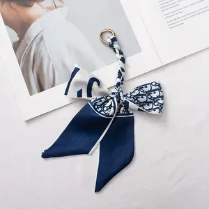 Bow Keychain - Handmade Woven Car Keyring Bag Charm, Versatile Accessory for Women Weaving Purse