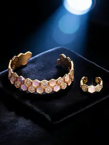 2pcs/set Exquisite Women's Jewelry, 18k Gold-Plated Copper Sparkling Zircon Geometric Hexagonal Open Bracelet and Ring Set, Mother-Daughter Matching Gift