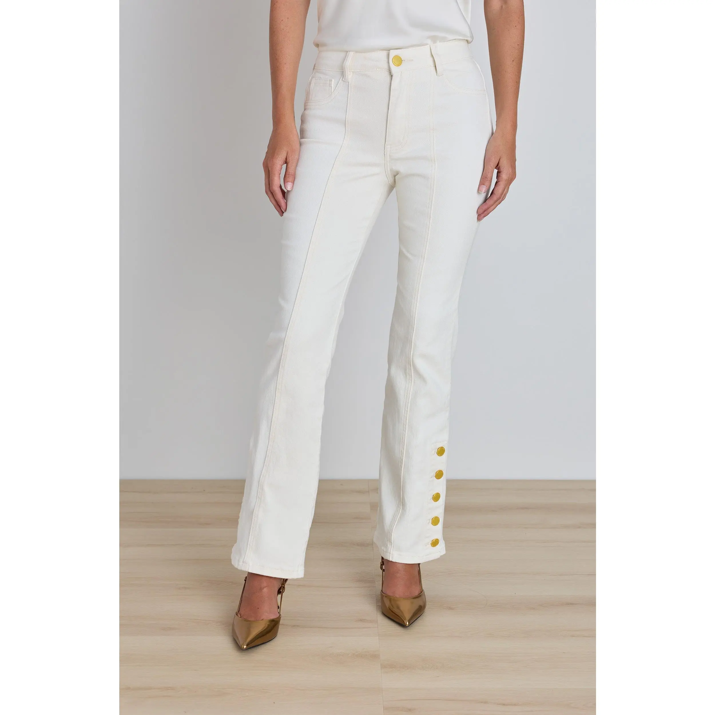 Veronica Button Jean - Ivory