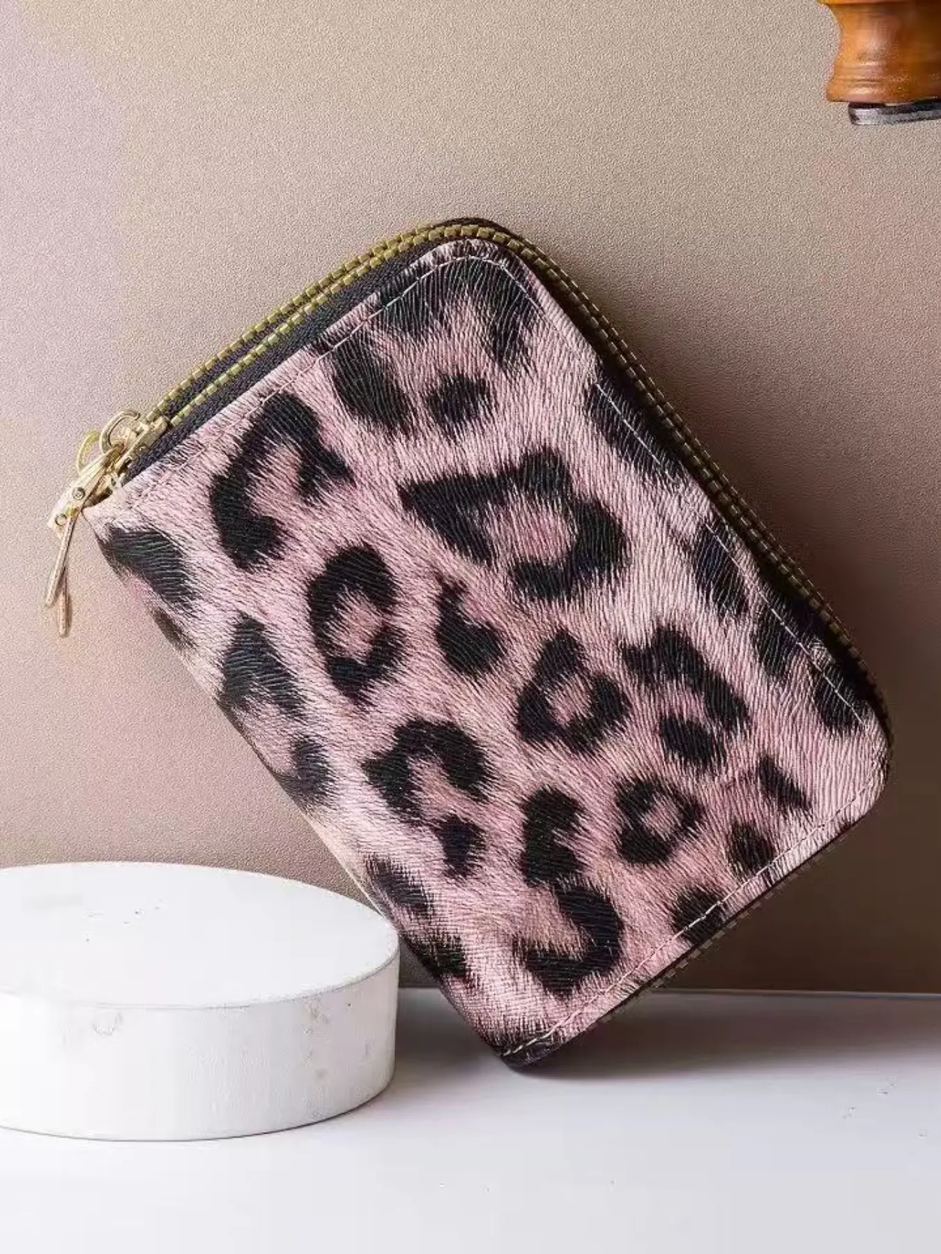 New Leopard Print Multi-Card Slot Dual Zippered Accordion Purse