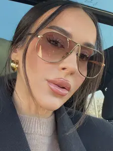 Women's Metal Aviator Sunglasses, Vintage Asymmetric Large Frame, High-End Street Style, Elegant Design, Perfect for Daily Wear, Stylish Glasses, Trendy Vintage Sunglasses