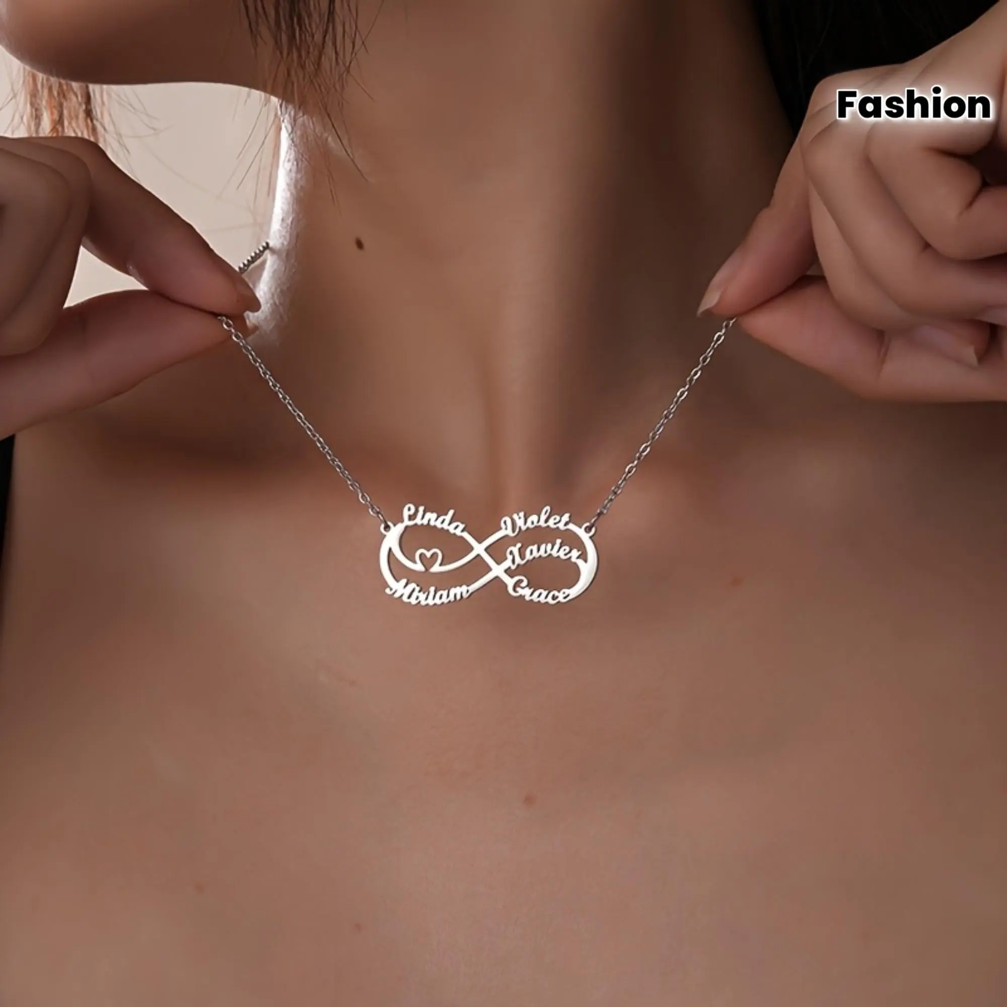Custom Fashion Stainless Steel Cut Infinity Loop Symbol Letter Necklace Personalized Love English Name Pendant, Light Luxury 18K Golden Plated Jewelry, Unique Ideal Gift for Her, Suitable for Him, Girlfriend, Mother, Family, Friends, Daughter, Her