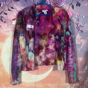 (64) Size Small Tie Dye Cardigan