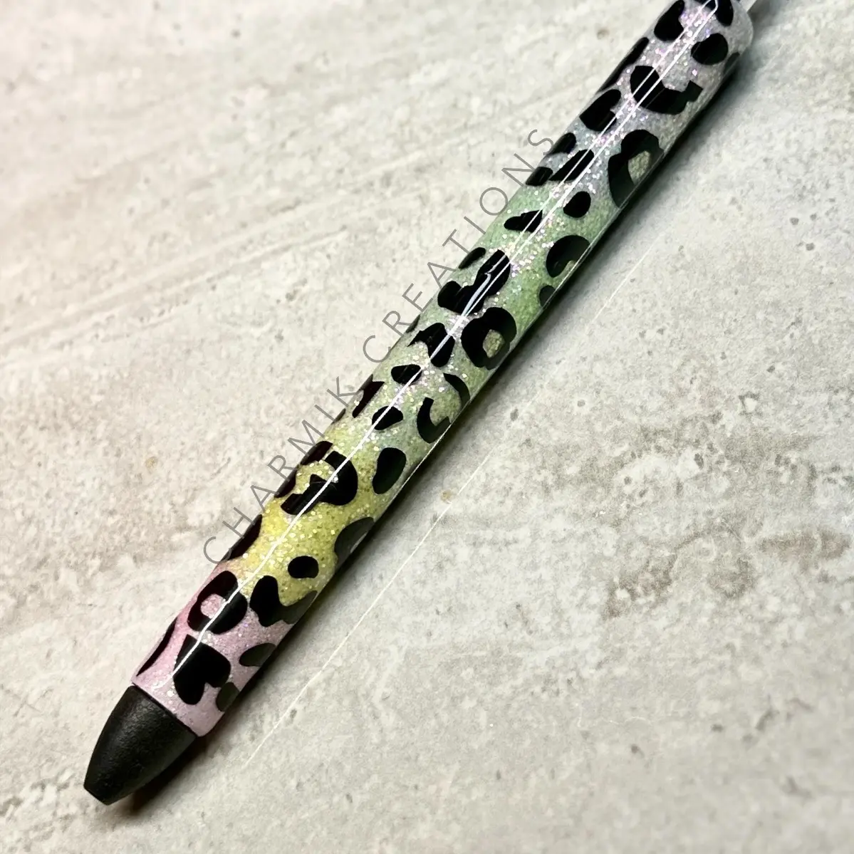 Rainbow Leopard Print Glitter Pen - Vibrant Rainbow Glitter Barrel, Fine Black Gel Point Tip, Perfect for Journaling