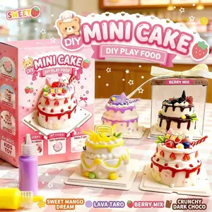 DIY mini toy cakes: children can freely create the toy cakes they want.