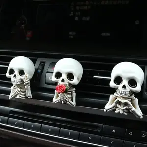 3Pcs/set Cute Skull Resin Statues, Car Air Outlet Aroma Diffuser, Four Season Auto Interior Decor & Car Gift outdoor fun，desk/car decor，fun ornament, Gift for Car Interior, Unique Automotive Accessories