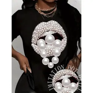 Stylish Art Inspired Lip Pattern Graphic Tee for Women Perfect Casual Summer Short Sleeve Top in Classic Black(Sheets)