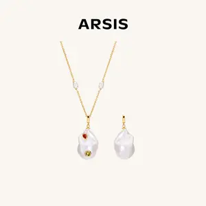 Baroque Pearl Claude Necklace