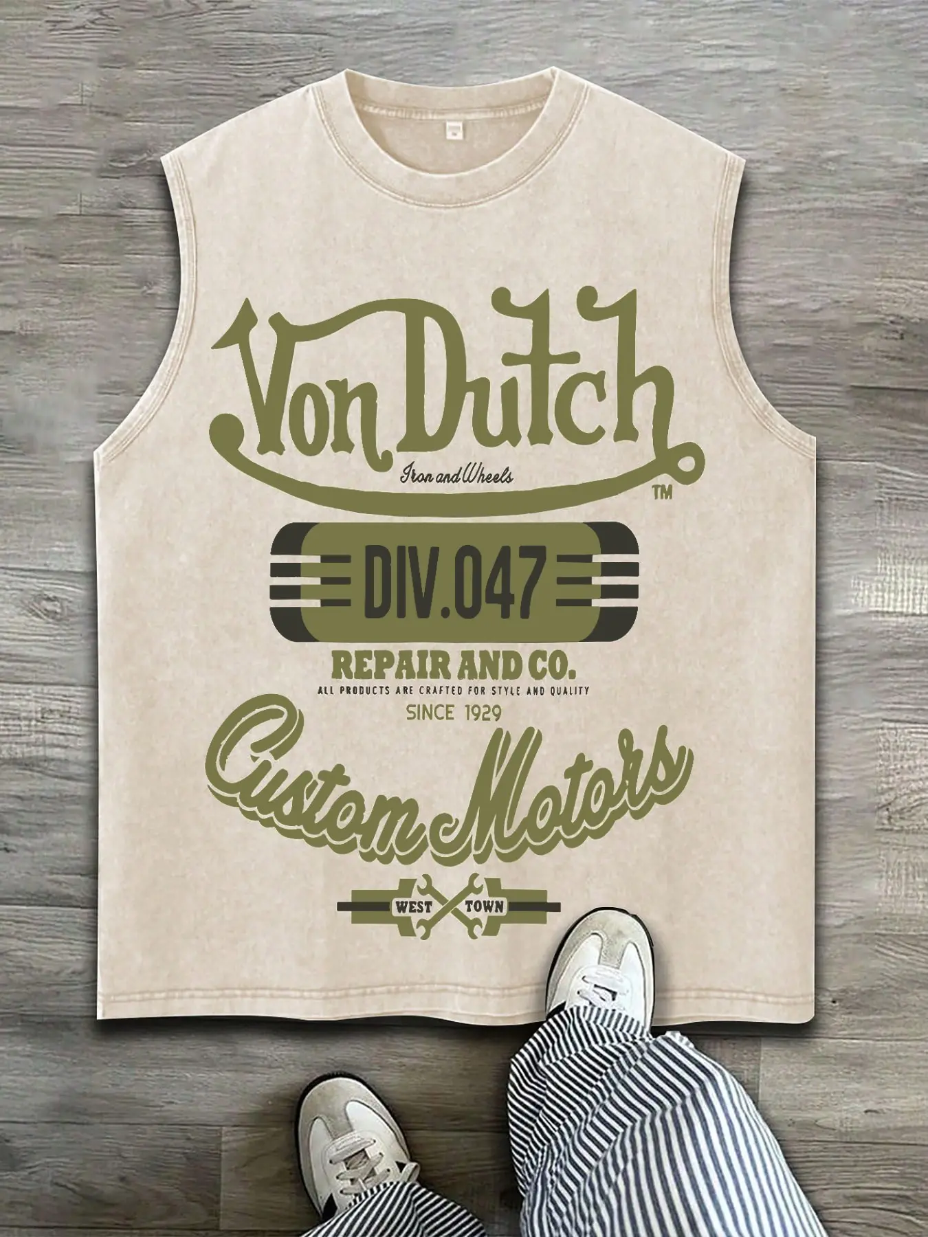 Men's Y2K Street Fashion Sleeveless Graphic Tank Top, Retro Fun Hip-Hop Vibe Style Round-Neck Casual Shirt for Summer Menswear Casual Bottoming Vest
