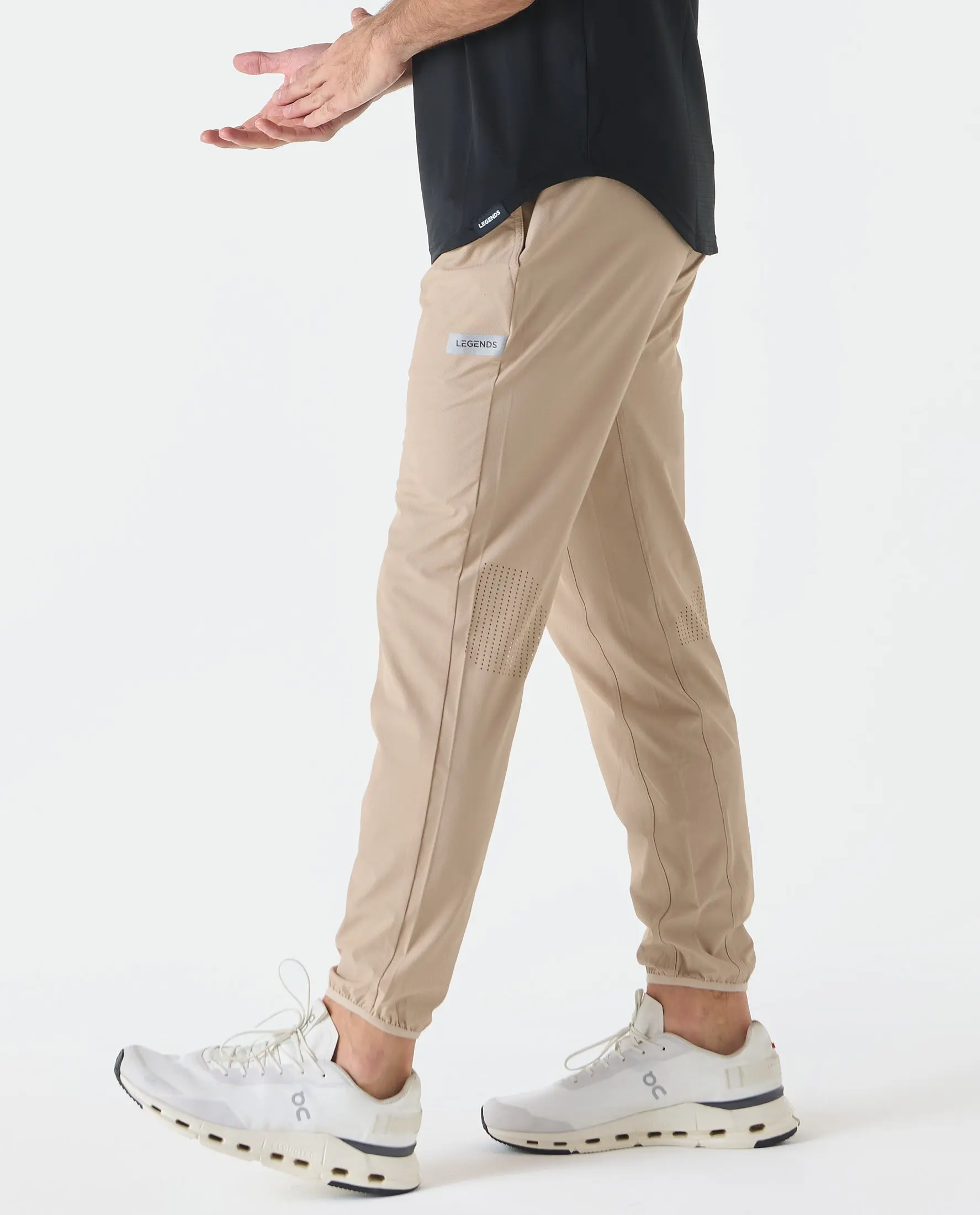 Luka HD Short Jogger Beige , Medium