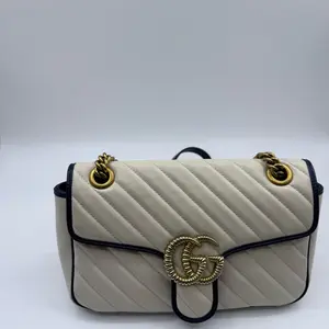 Pre-owned GUCCI Leather Messenger Bags