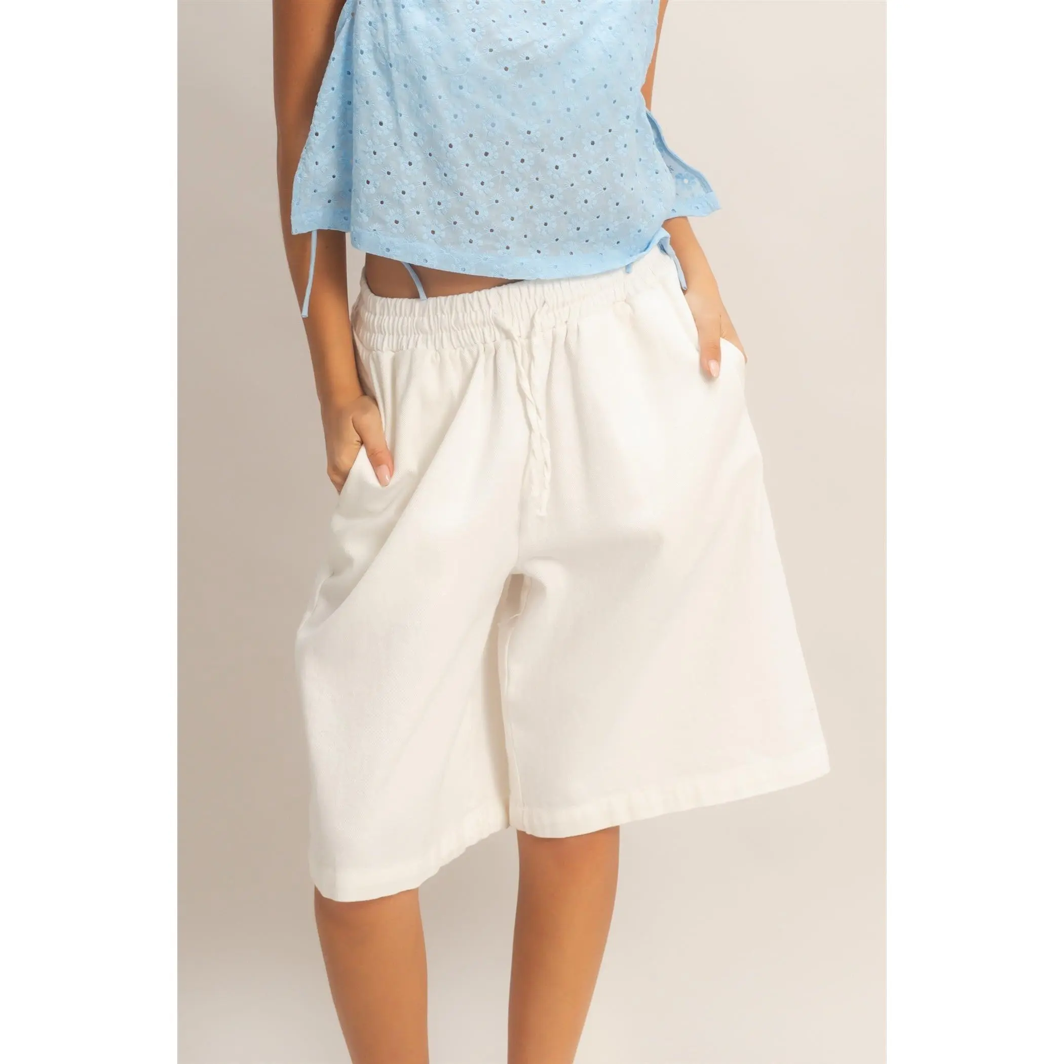 Golden Trip Elastic Waistband Shorts