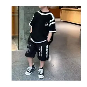 New fashionable short-sleeved summer clothing for boys, perfect for outdoor activities