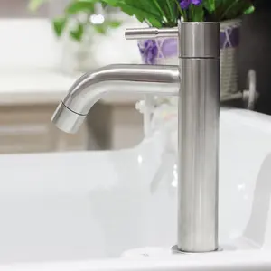 1pc Bathroom Faucet 304 Stainless Steel Brushed Nickel Modern Sink Single-Handle Faucet Modern Bathroom Faucet, adding elegance to your home decor