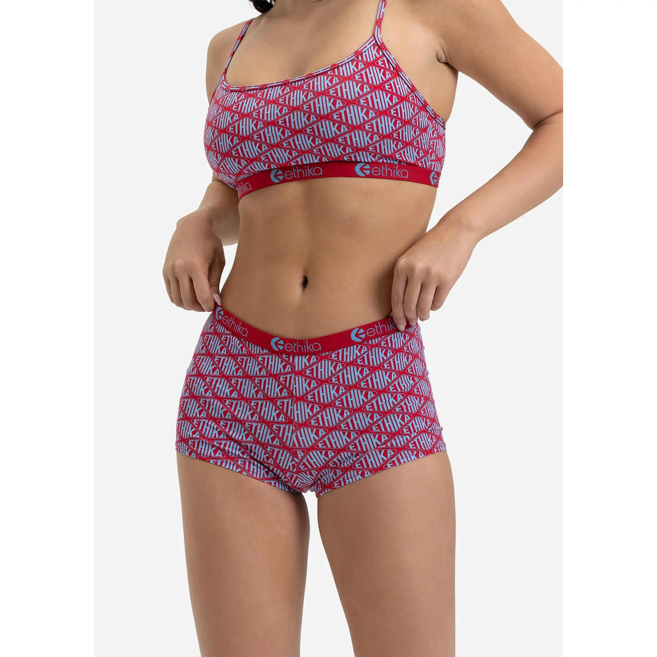 Diamond Crest | Womens Shorty