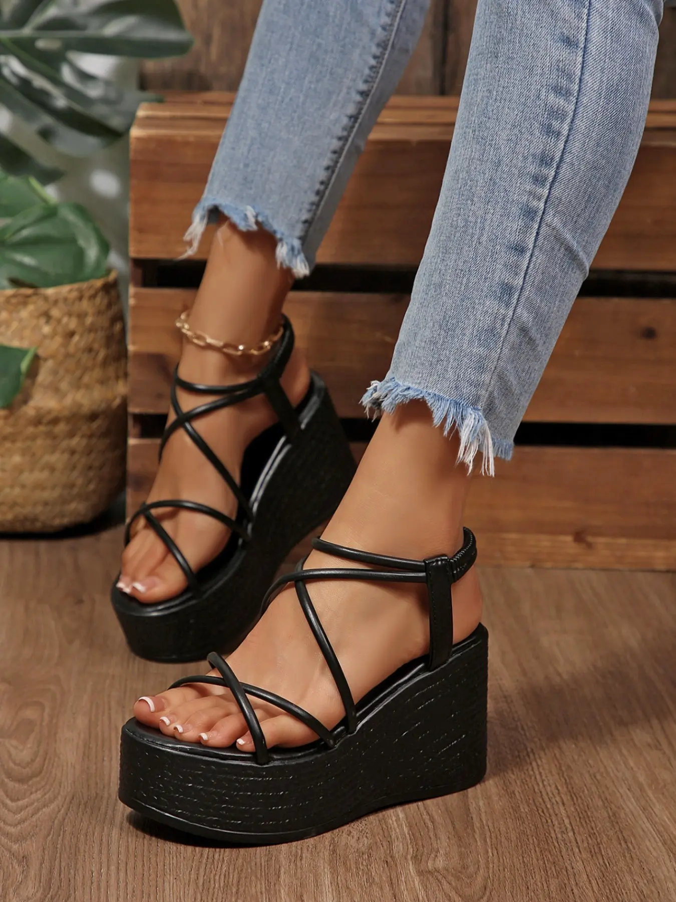 Women's Cross Strap Thick Sole Wedge Sandals, Comfortable Summer Straw Shoes, Elastic Ankle Band Open Toe Beach Vacation Roman Sandals