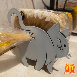 Cat Butt Bread Clip - 3D Printed Humorous Kitchen Gadget. Plastic bag holder for bread & snacks, cute animal pantry storage accessory. Quirky home decor gift, lightweight, perfect for pet lovers.