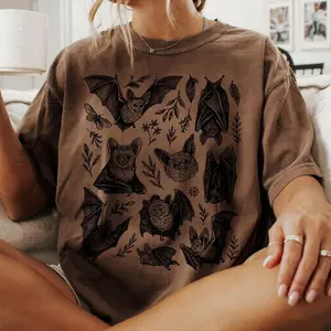 Vintage Bat Gothic Cottagecore Graphic Tee, Bats 90s T Shirt, Halloween Bats, Dark Aesthetic Spooky Animal Shirt U9W