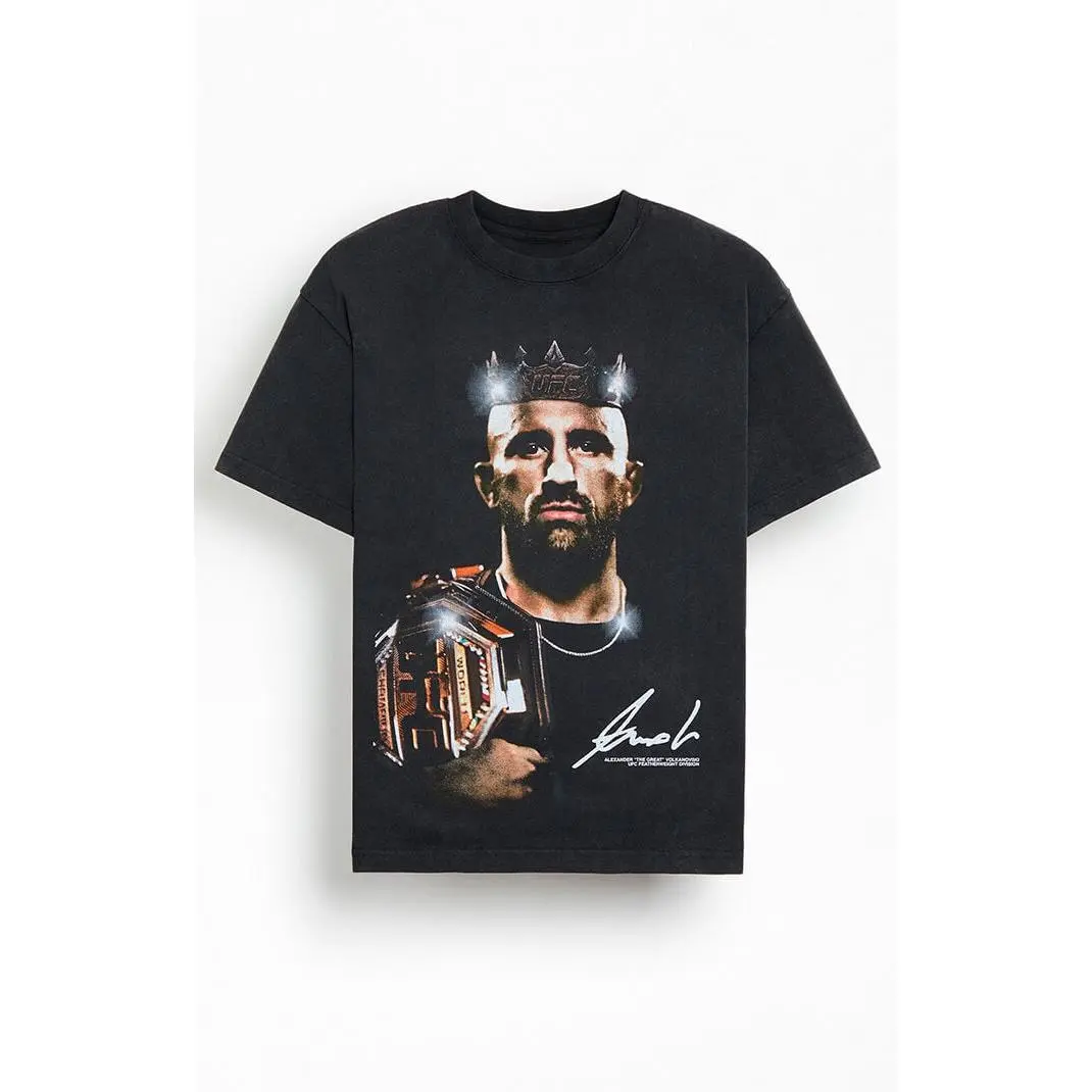 UFC Men's Volkanovski The Great Oversized T-Shirt - Multicolor UFC Men's Volkanovski The Great Oversized T-Shirt - Multicolor