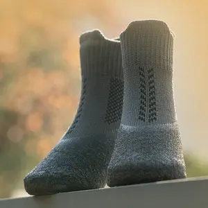 1set (4pcs) Soft Rubber Outdoor Pet Shoes, Wear-Resistant & Slip-Proof For Dogs Indoor & Outdoor Use