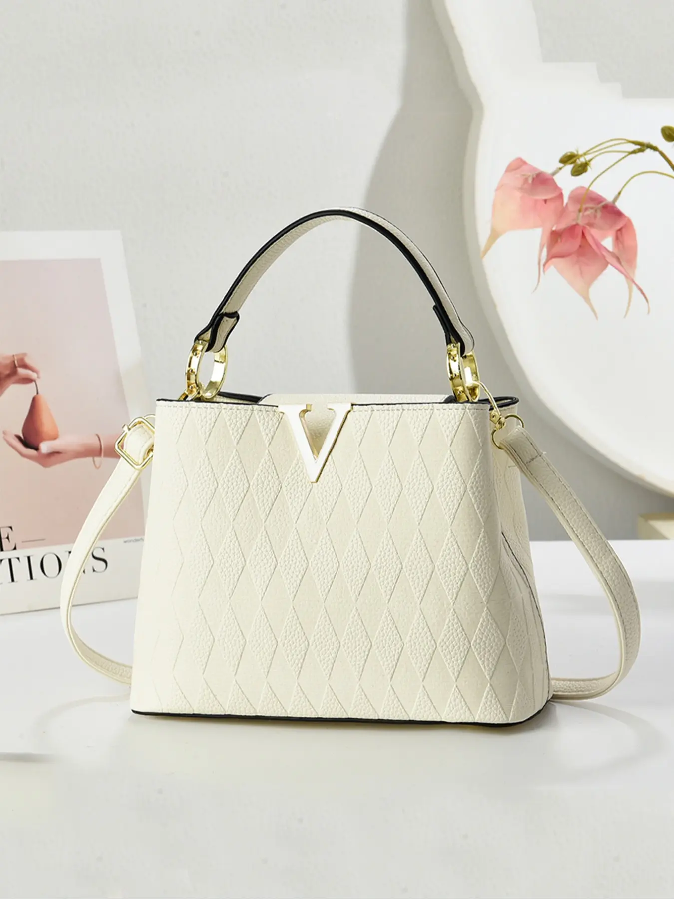 New Simple Women's Handbag Classic Elegant Durable Fashionable Large Capacity Shoulder Bag Crossbody Bag Crossbody Purse for Travel Shopping Fashionable Bags Casual Fashion Bag