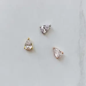 20g 18g 16g Cz Teardrop Cartilage Earring • Conch Threadless Labret Piercing • Pushback Threadless • Sparkly Teardrop Forward Helix Stud