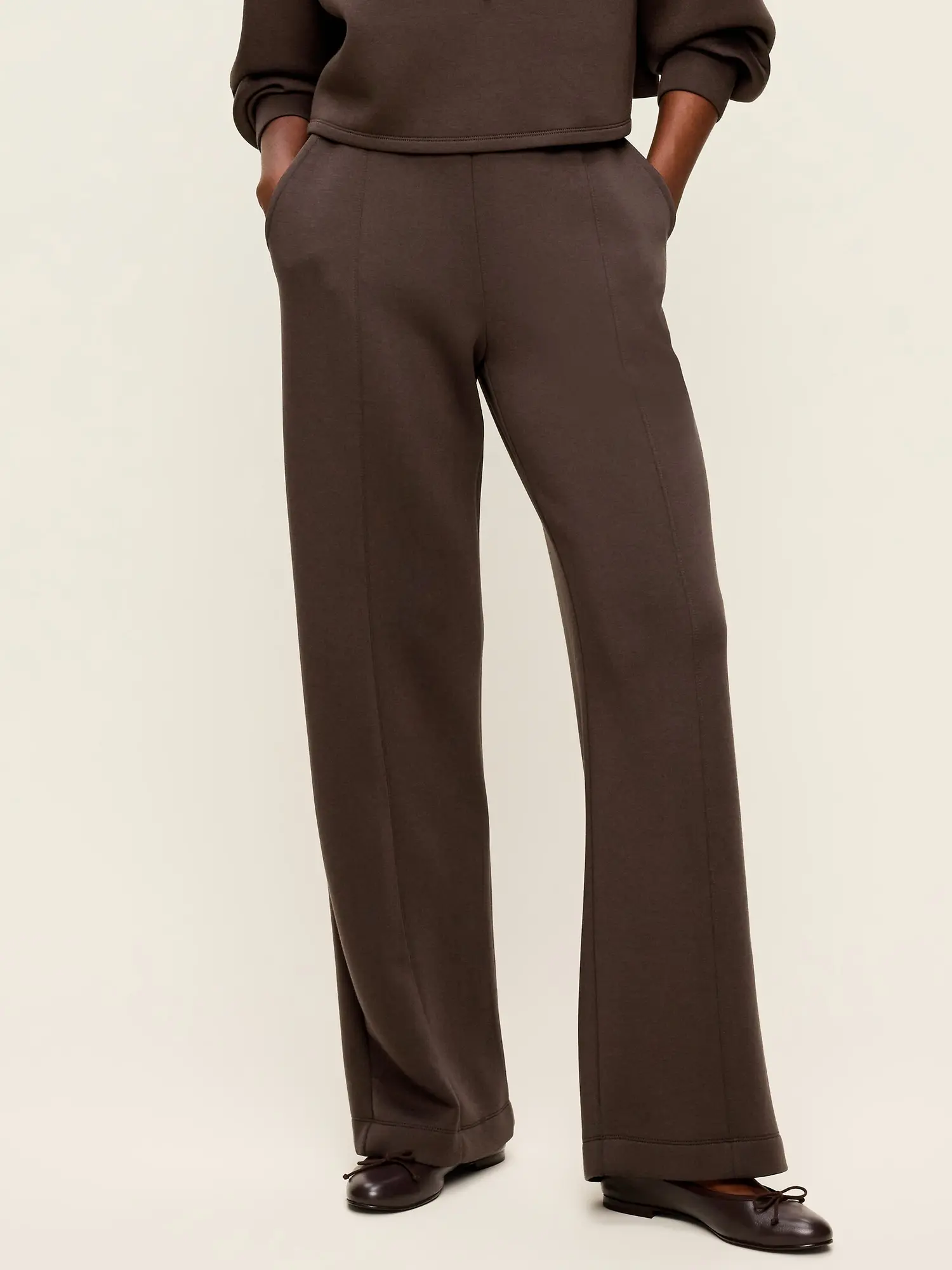 Old Navy Women's High-Waisted Bounce Fleece Wide-Leg Sweatpants
