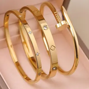 3-Piece Women's Stainless Steel Bangle Set, Floral Stud Design, Casual Jewelry, Perfect Gift, Stackable Bracelets for Her