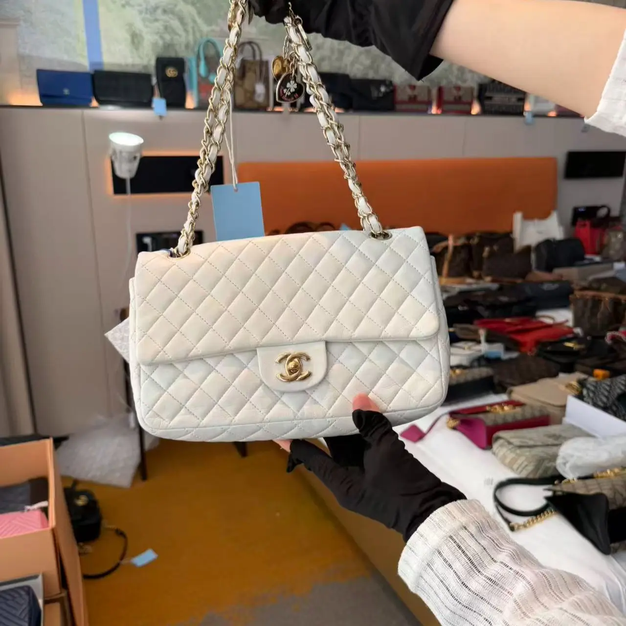 Pre-owned CHANEL Classic Flap Medium Double Flap White Caviar Light Gold Hardware