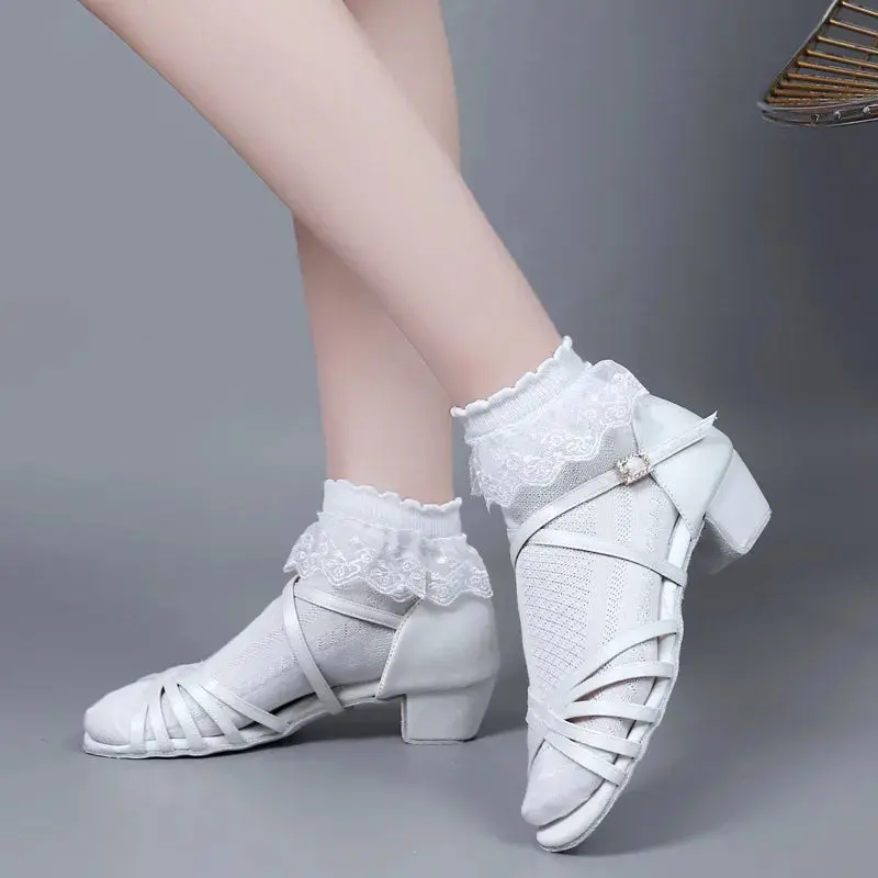 Professional Latin dance shoes, girls' white dance shoes