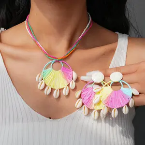 European and American holiday style colored raffia shell necklace, niche simple design clavicle chain