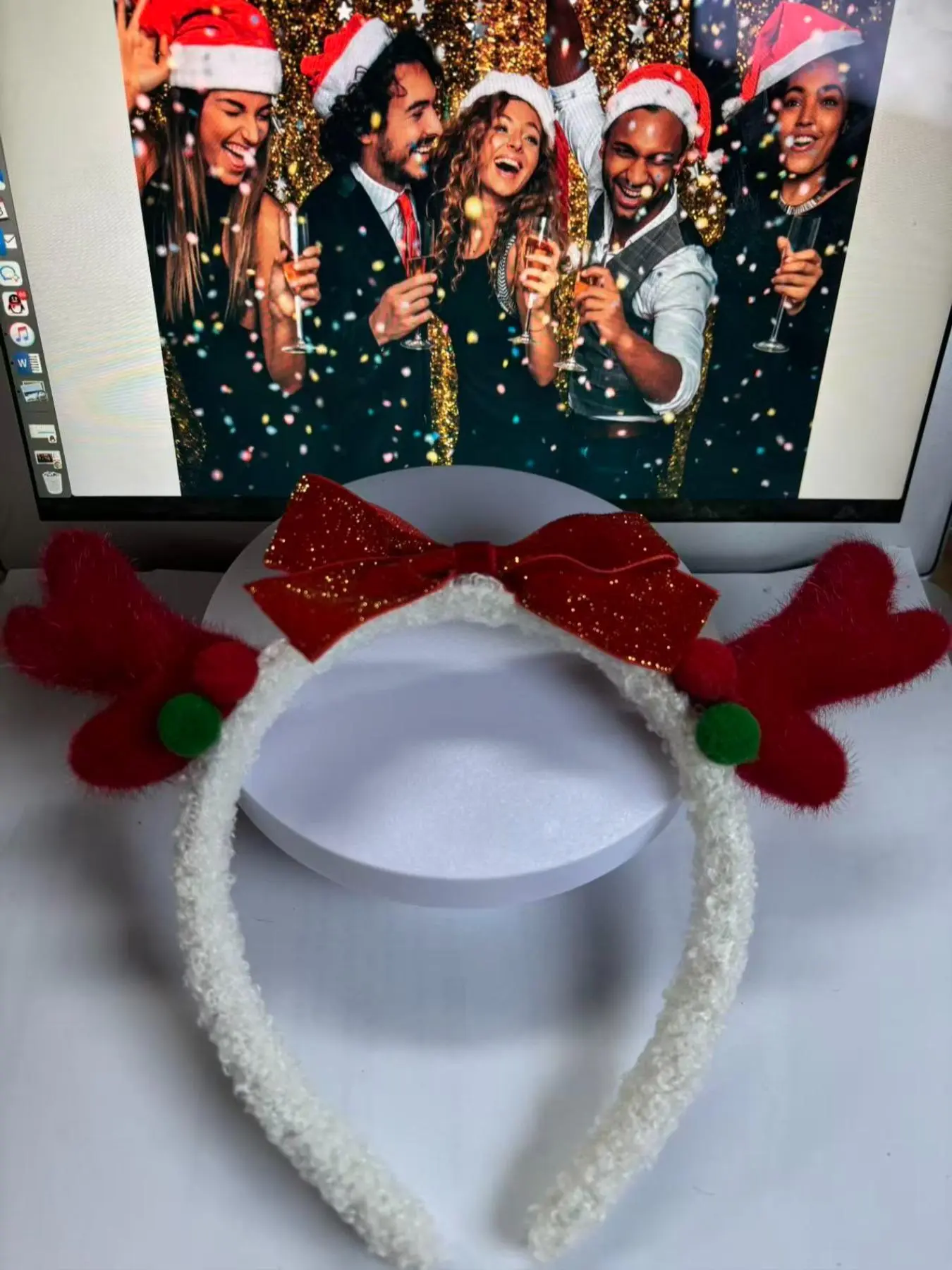 1Count cute plush reindeer Santa Bear headband, adorable cosplay accessories, perfect for party role-playing, birthday gifts, Halloween and Christmas decorations, 4 colors to choose from